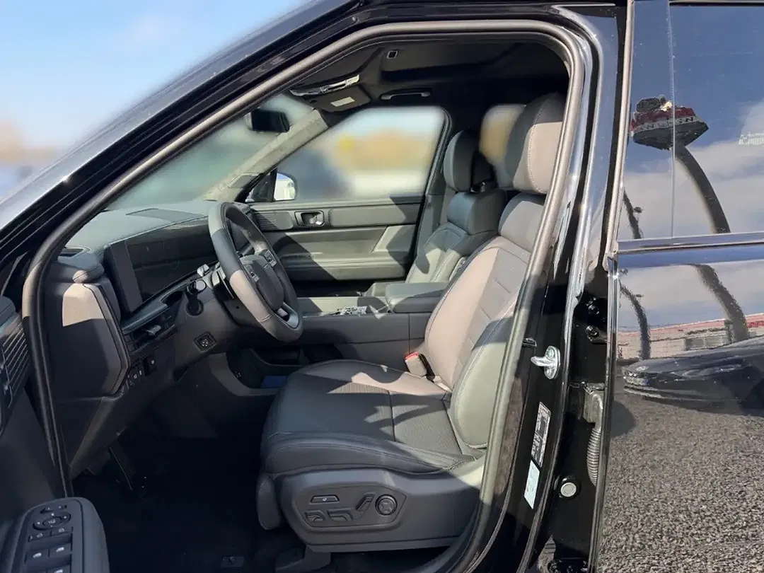 Hyundai SANTA FE - Thumbnail 7