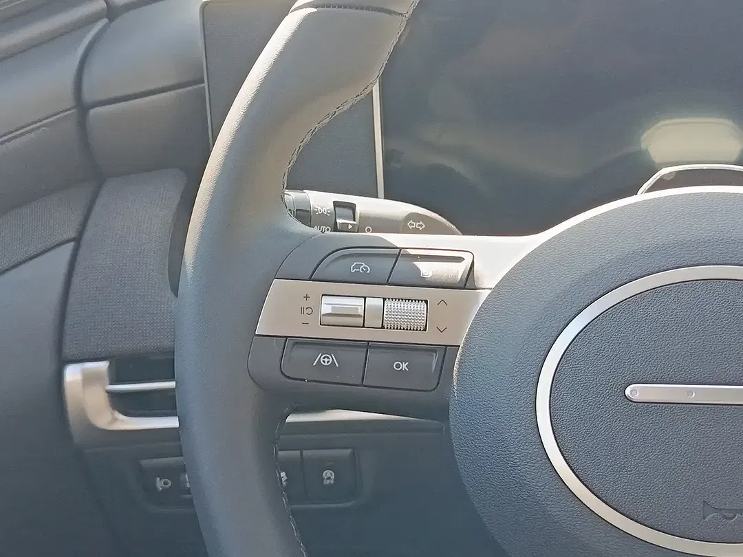 Hyundai TUCSON - Thumbnail 11