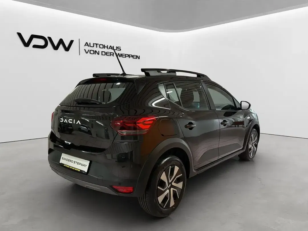 Dacia Sandero - Thumbnail 8