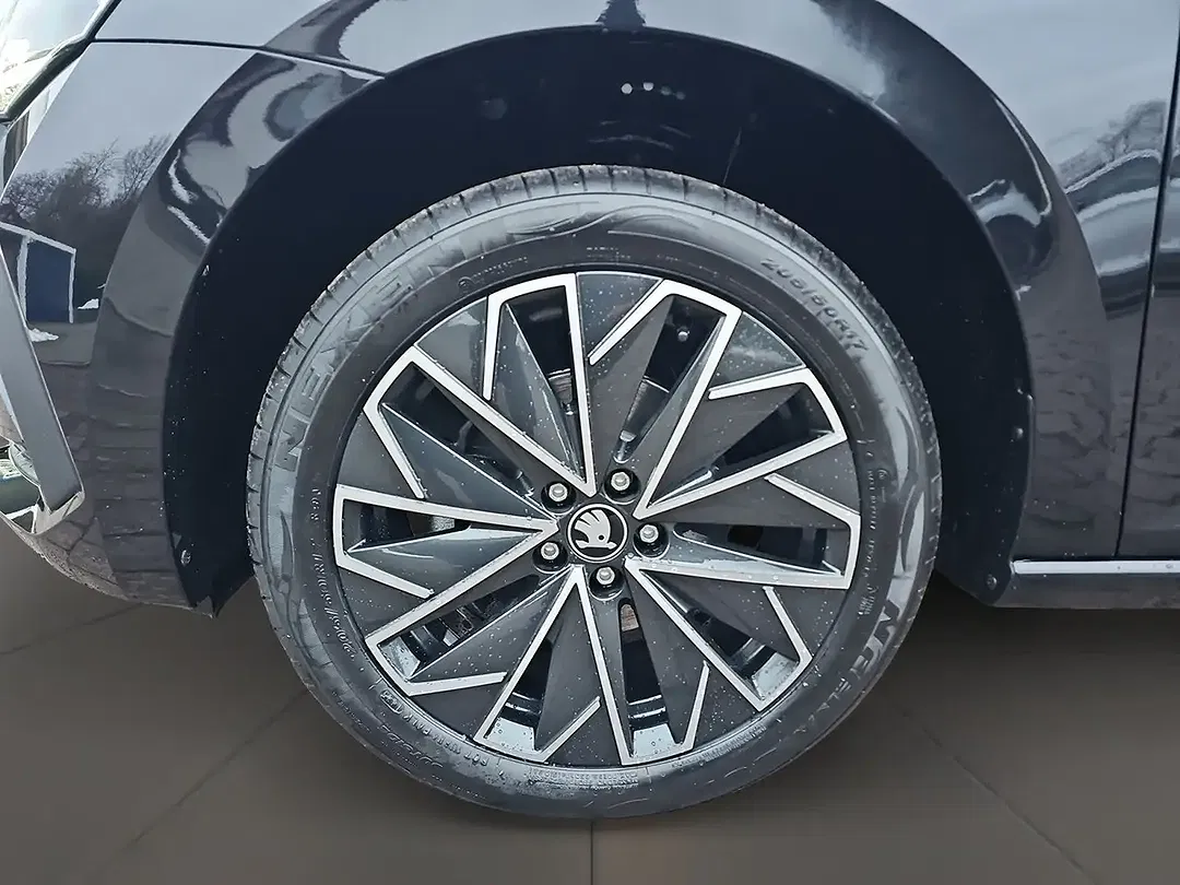 Skoda Scala - Thumbnail 6