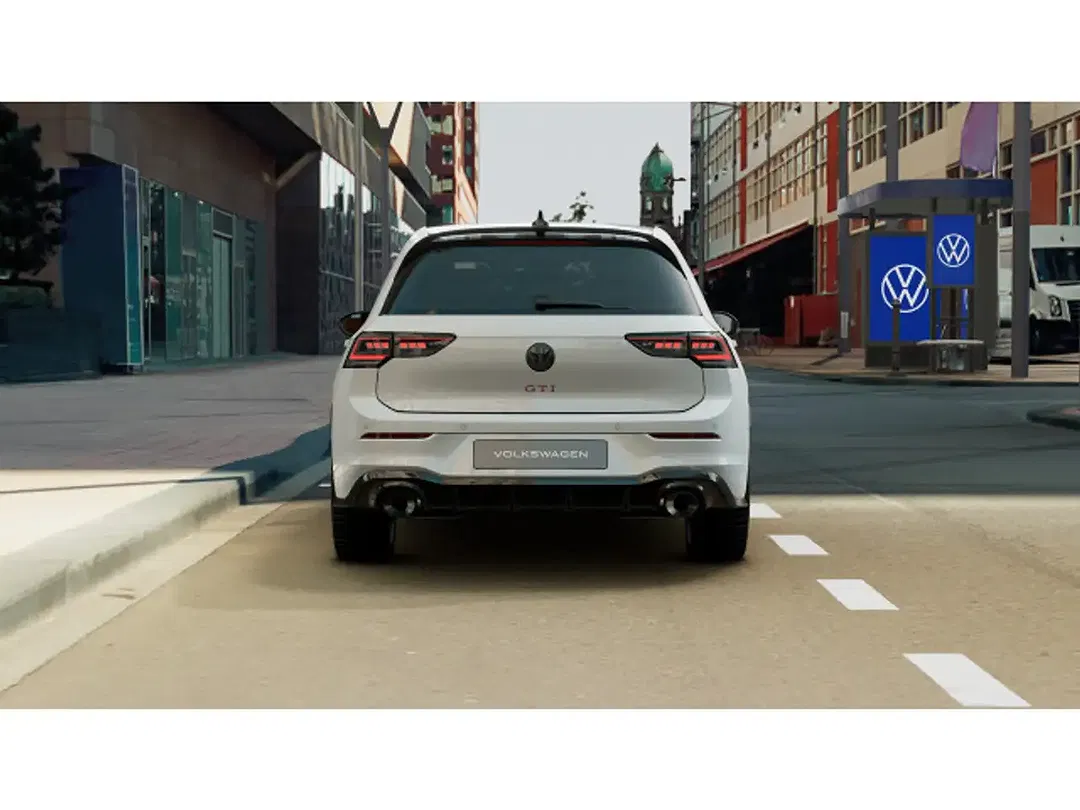 Volkswagen Golf GTI - Thumbnail 10
