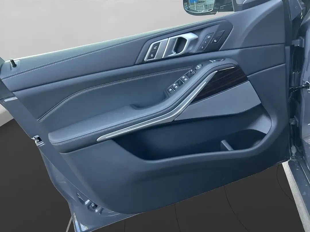 BMW X5 - Thumbnail 12