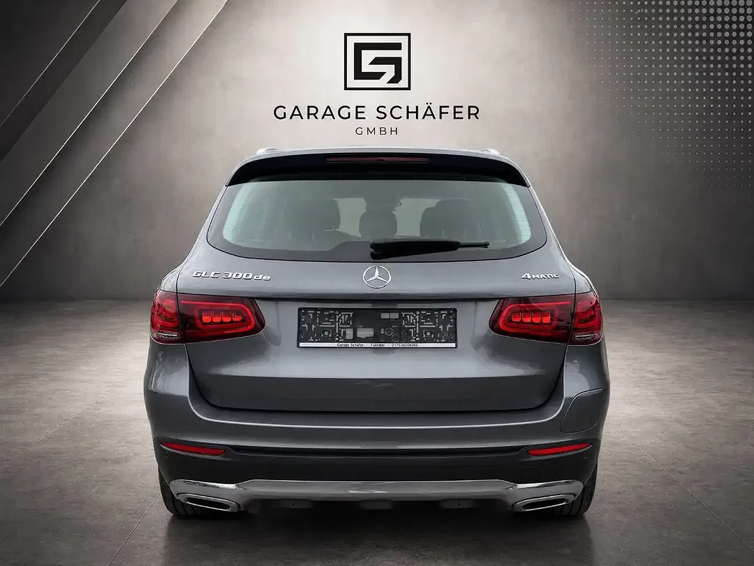 Mercedes-Benz GLC 300 - Thumbnail 6