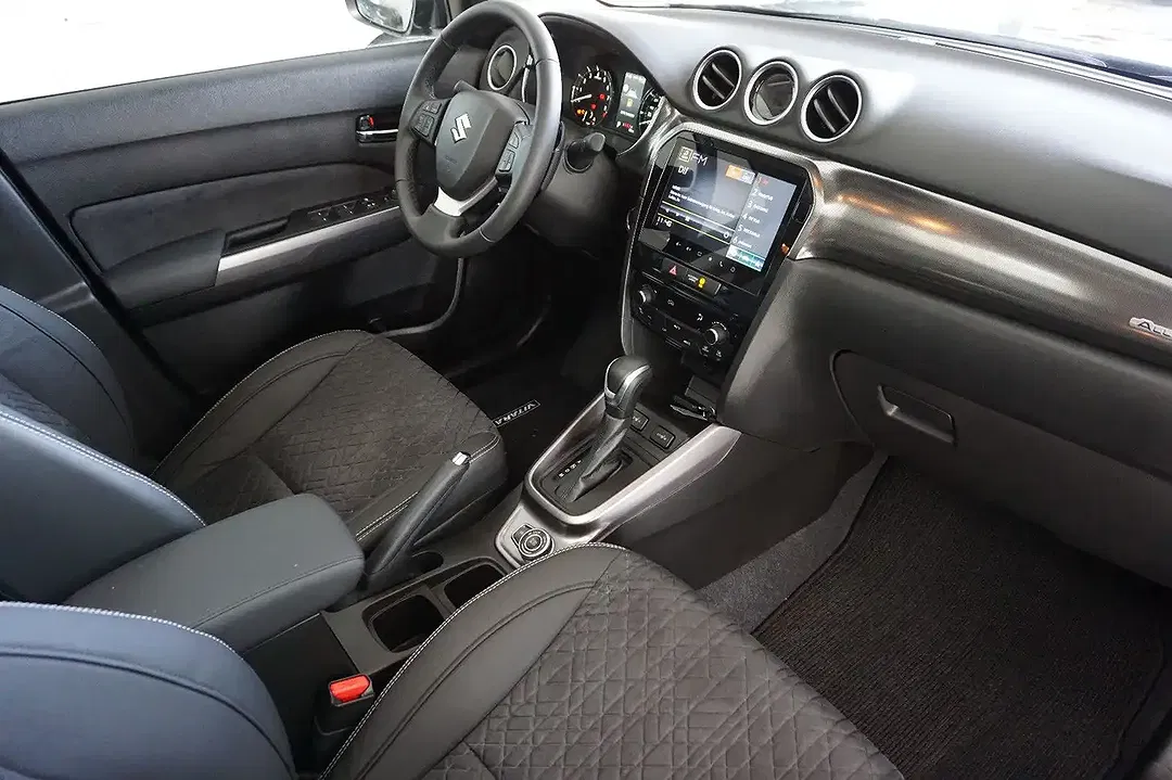 Suzuki Vitara - Thumbnail 12