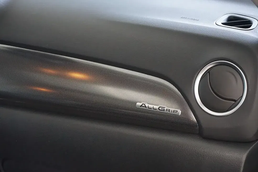 Suzuki Vitara - Thumbnail 15