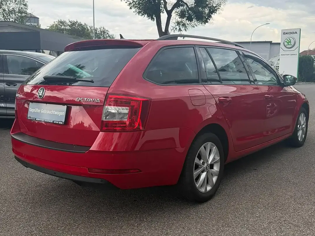 Skoda Octavia - Thumbnail 4