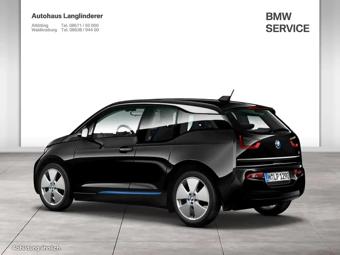 BMW i3 - Thumbnail 6