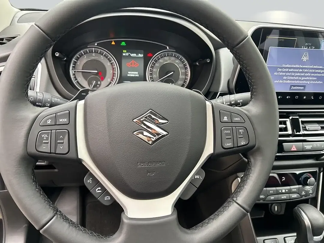 Suzuki S-Cross - Thumbnail 11