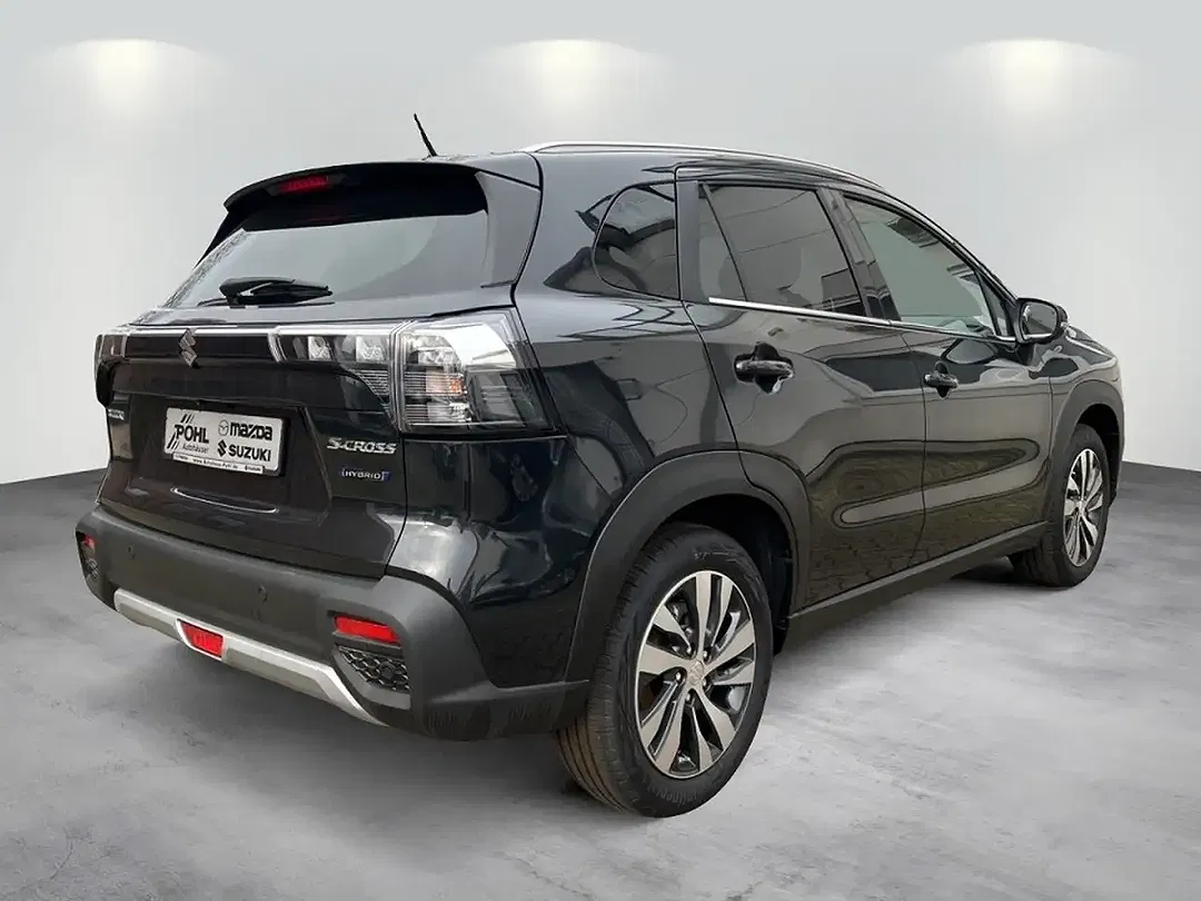 Suzuki S-Cross - Thumbnail 5
