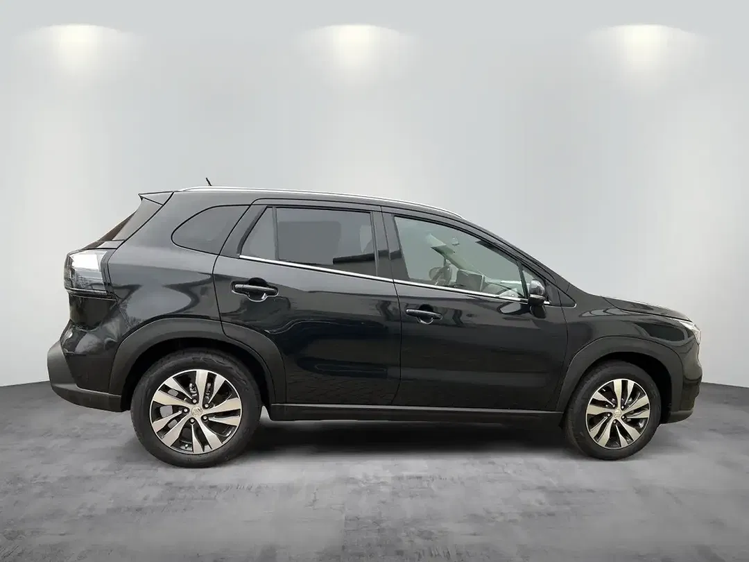 Suzuki S-Cross - Thumbnail 6