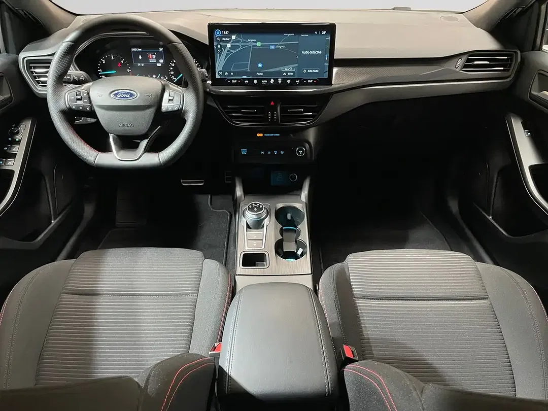Ford Focus - Thumbnail 7