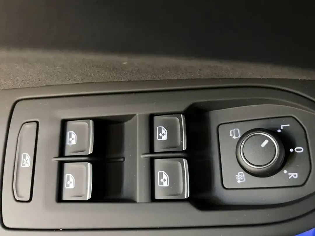 Volkswagen Golf Variant - Thumbnail 13