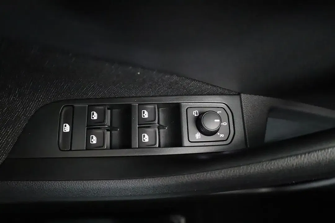 Skoda Kamiq - Thumbnail 8