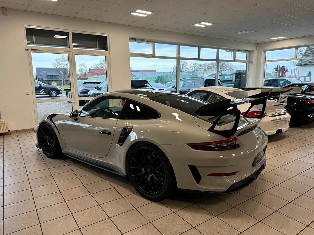 Porsche 991 - Thumbnail 2