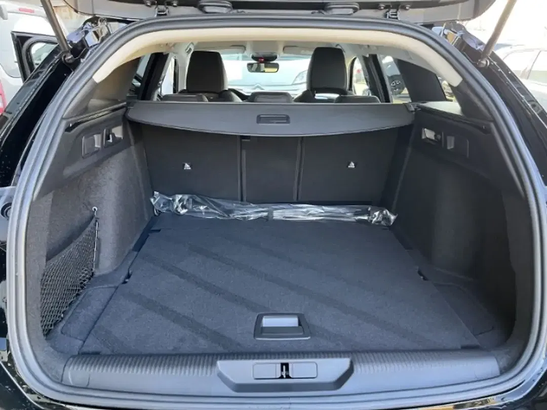 Peugeot 308 - Thumbnail 14