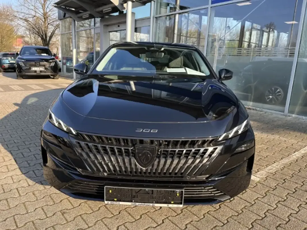 Peugeot 308 - Thumbnail 3