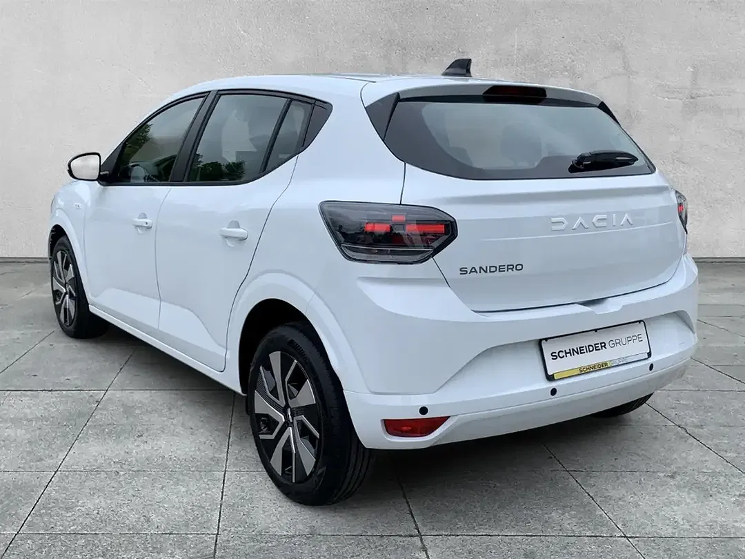 Dacia Sandero - Thumbnail 3