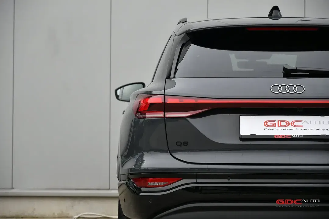 Audi Q6 e-tron - Thumbnail 16