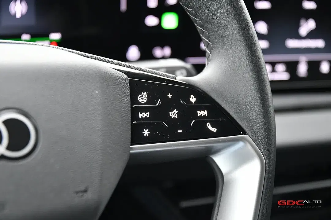 Audi Q6 e-tron - Thumbnail 36