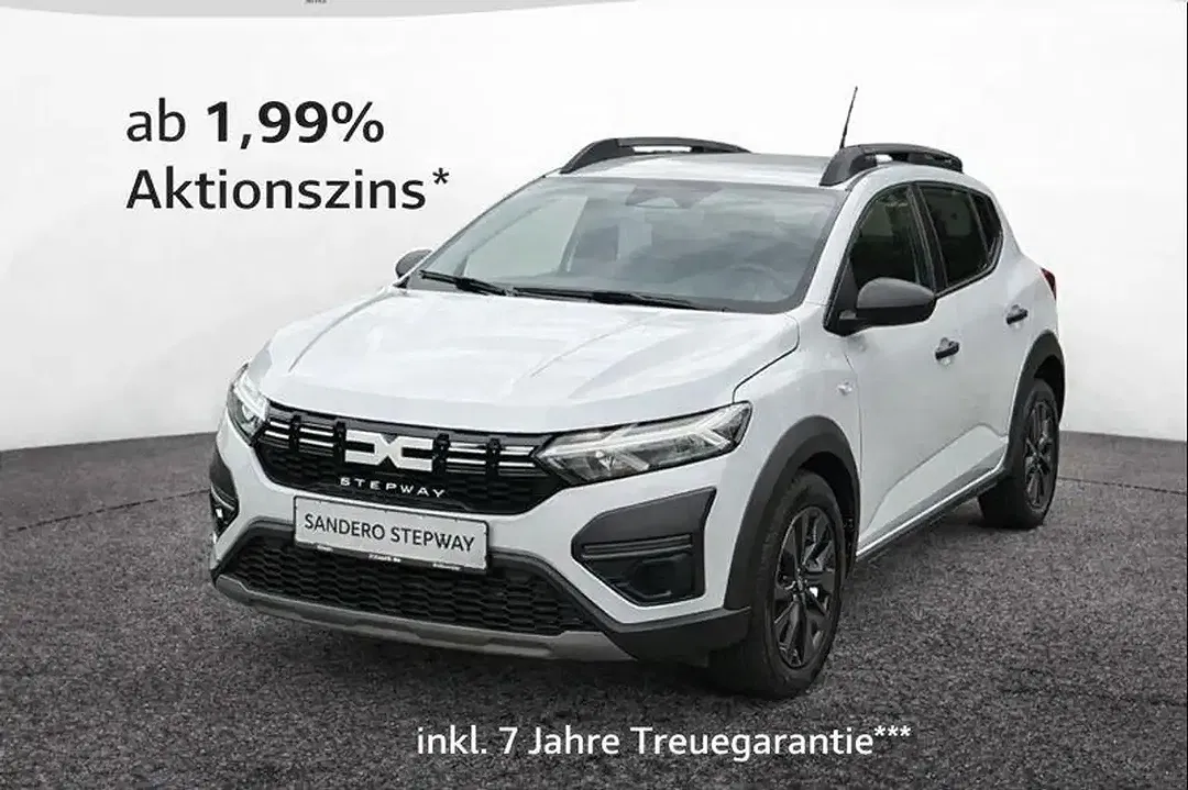 Dacia Sandero - Thumbnail 1