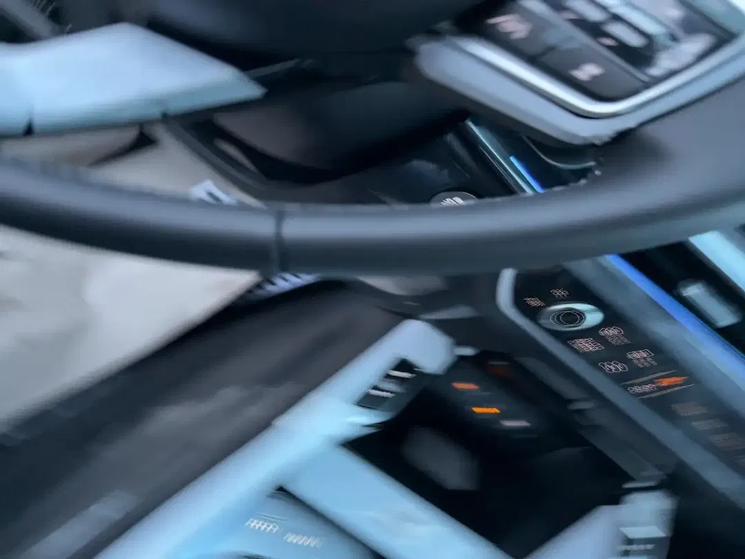 Kia Sorento - Thumbnail 11