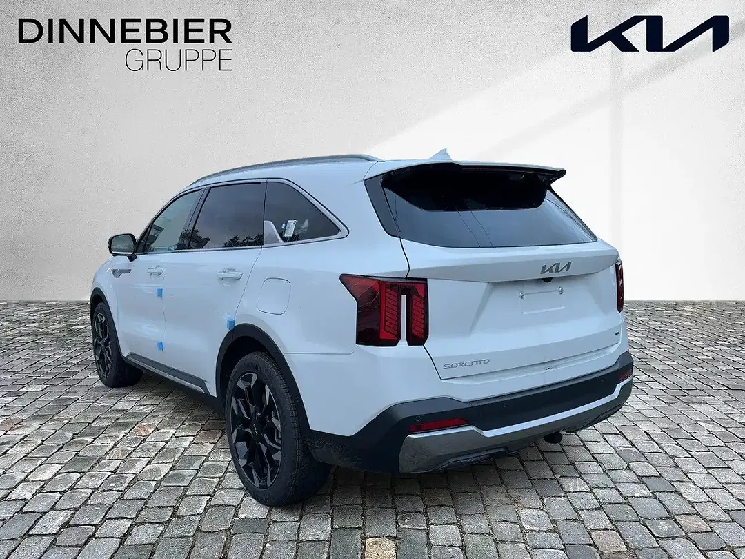 Kia Sorento - Thumbnail 2