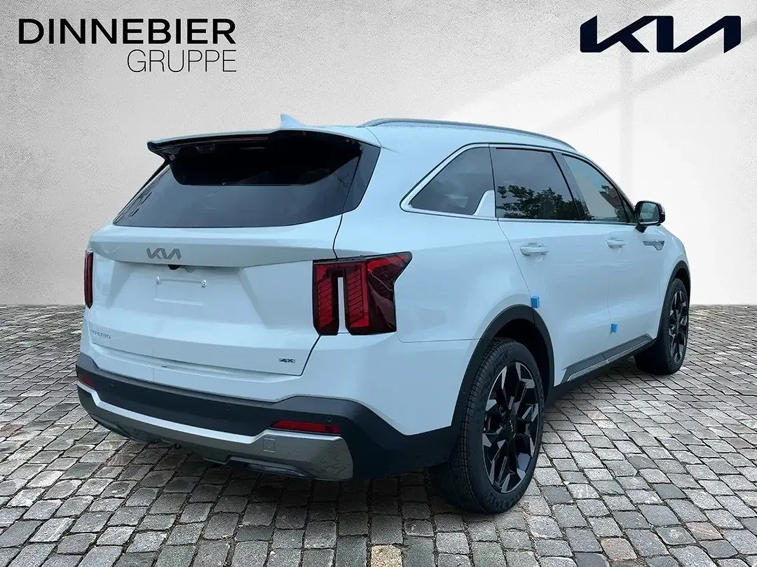 Kia Sorento - Thumbnail 3