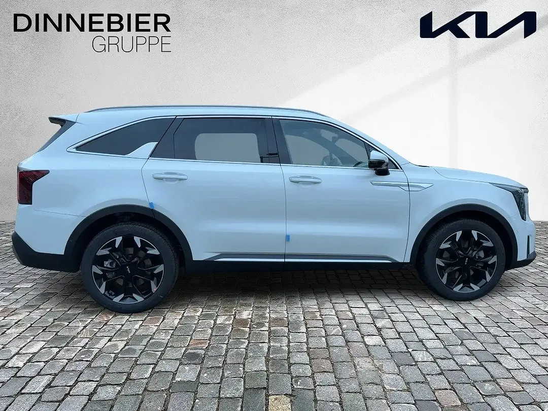 Kia Sorento - Thumbnail 4