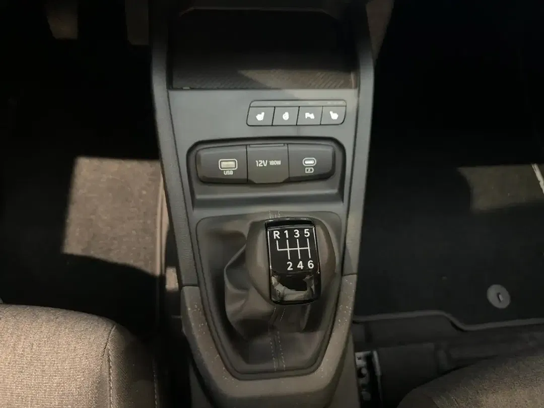 Kia Stonic - Thumbnail 15