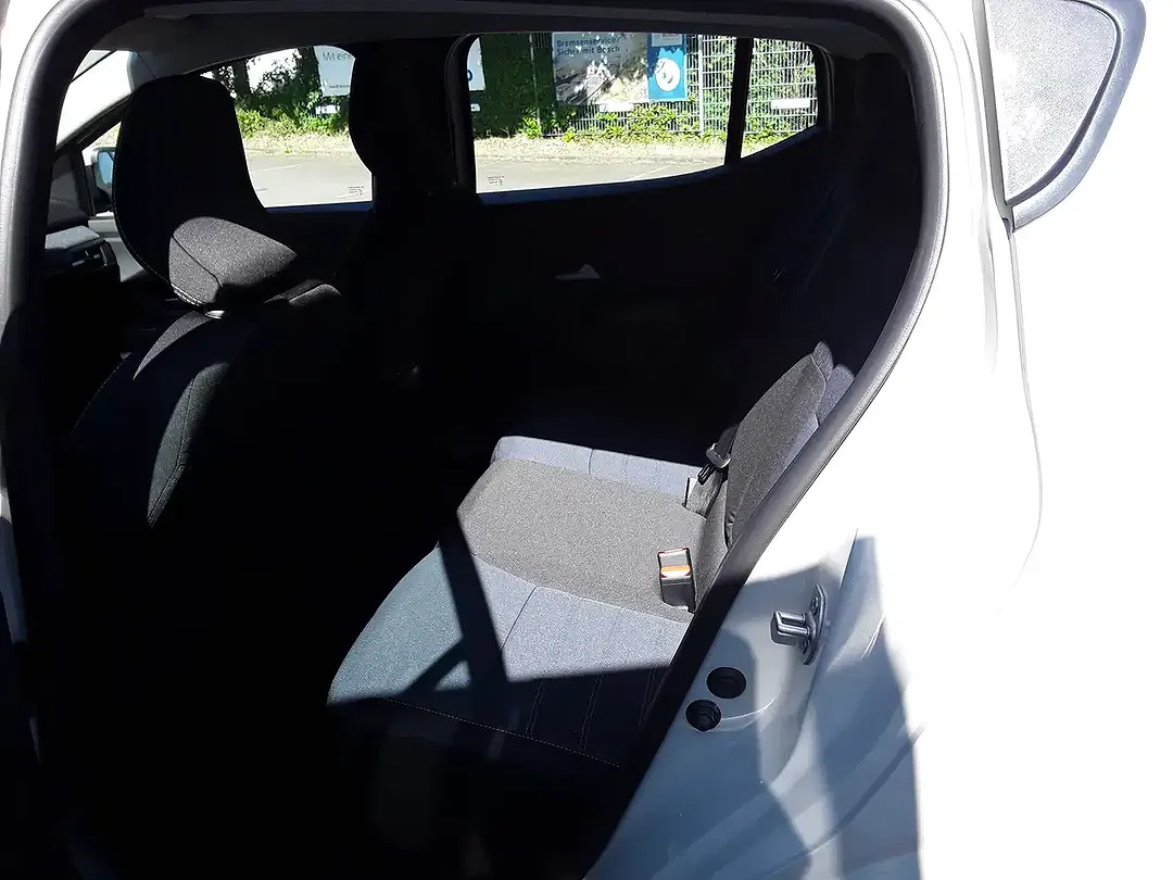 Dacia Sandero - Thumbnail 7