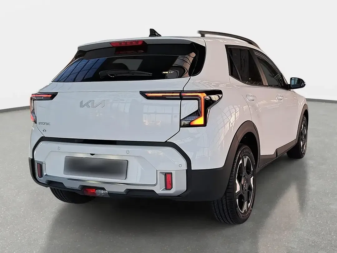Kia Stonic - Thumbnail 3