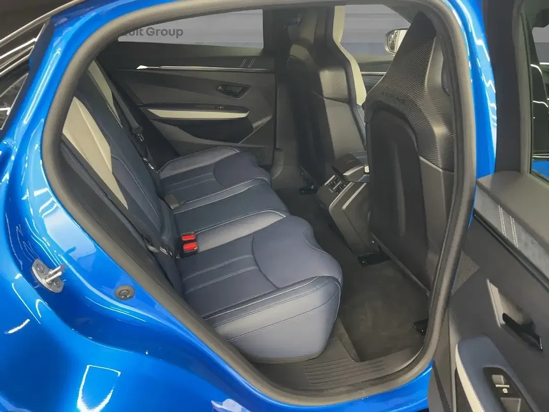 Alpine A390 - Thumbnail 8