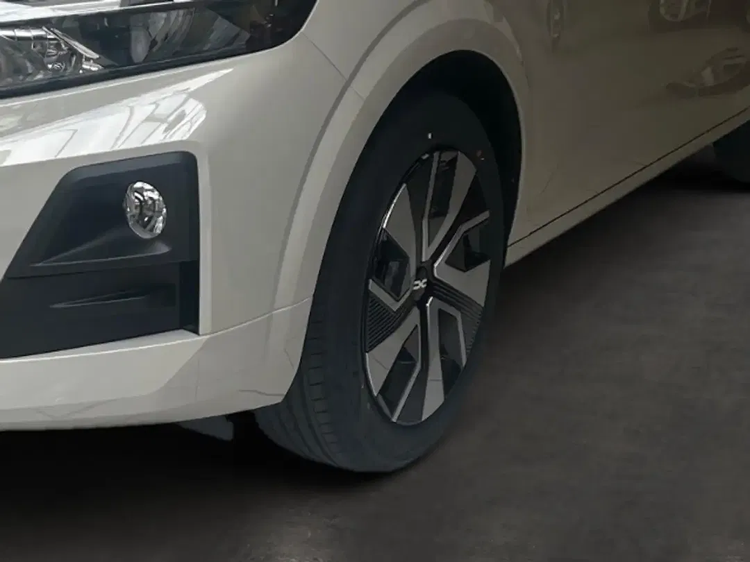 Dacia Sandero - Thumbnail 6