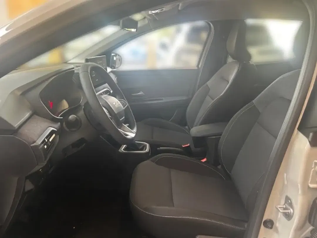 Dacia Sandero - Thumbnail 7