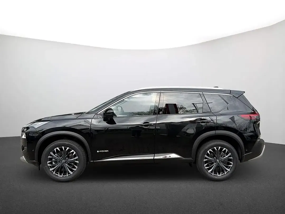 Nissan X-Trail - Thumbnail 4
