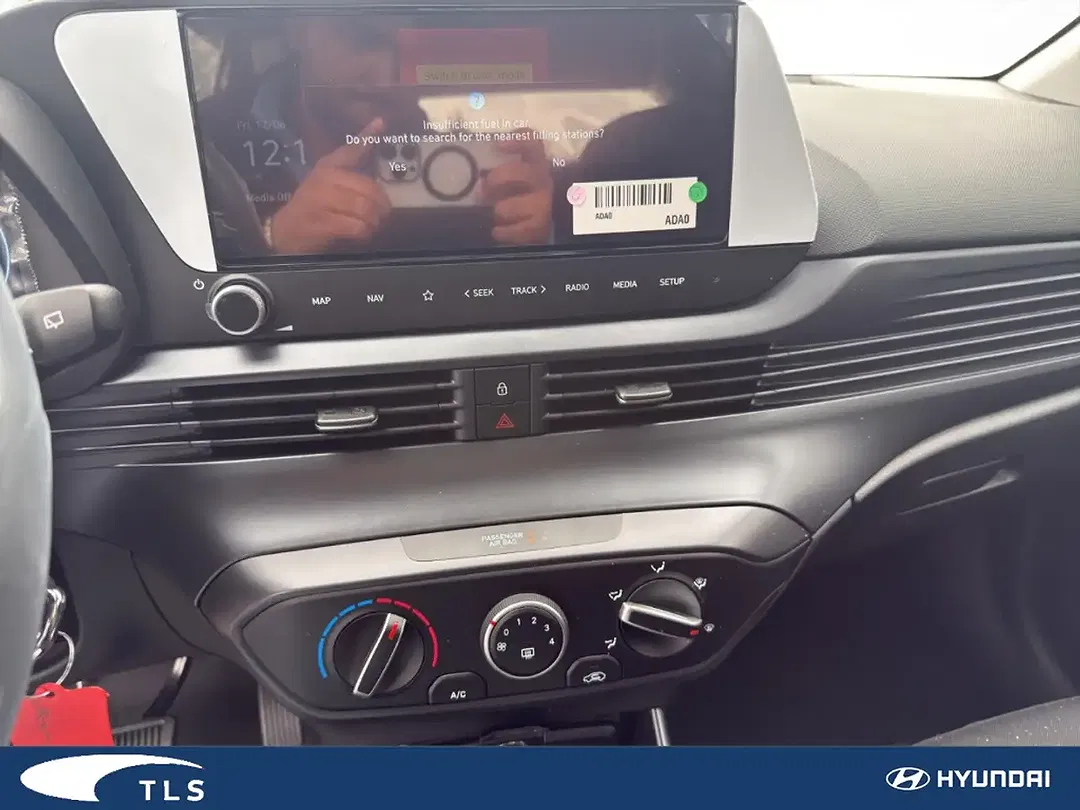 Hyundai i20 - Thumbnail 13