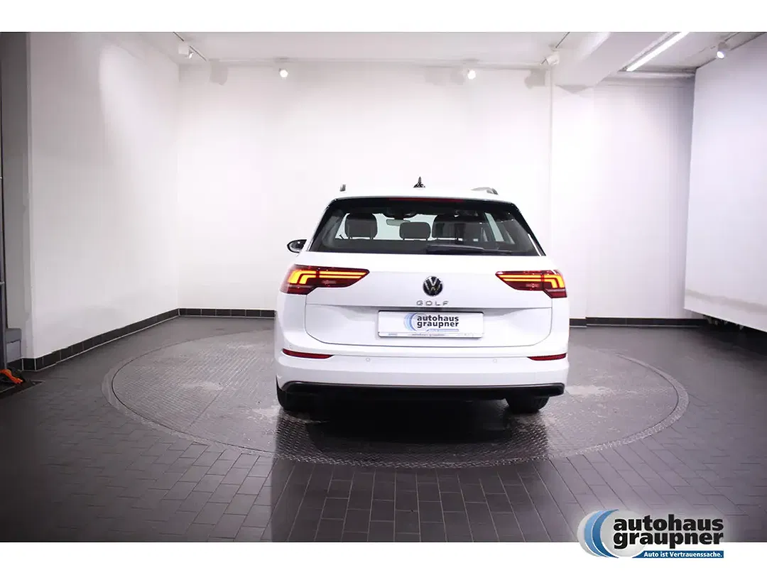 Volkswagen Golf Variant - Thumbnail 3