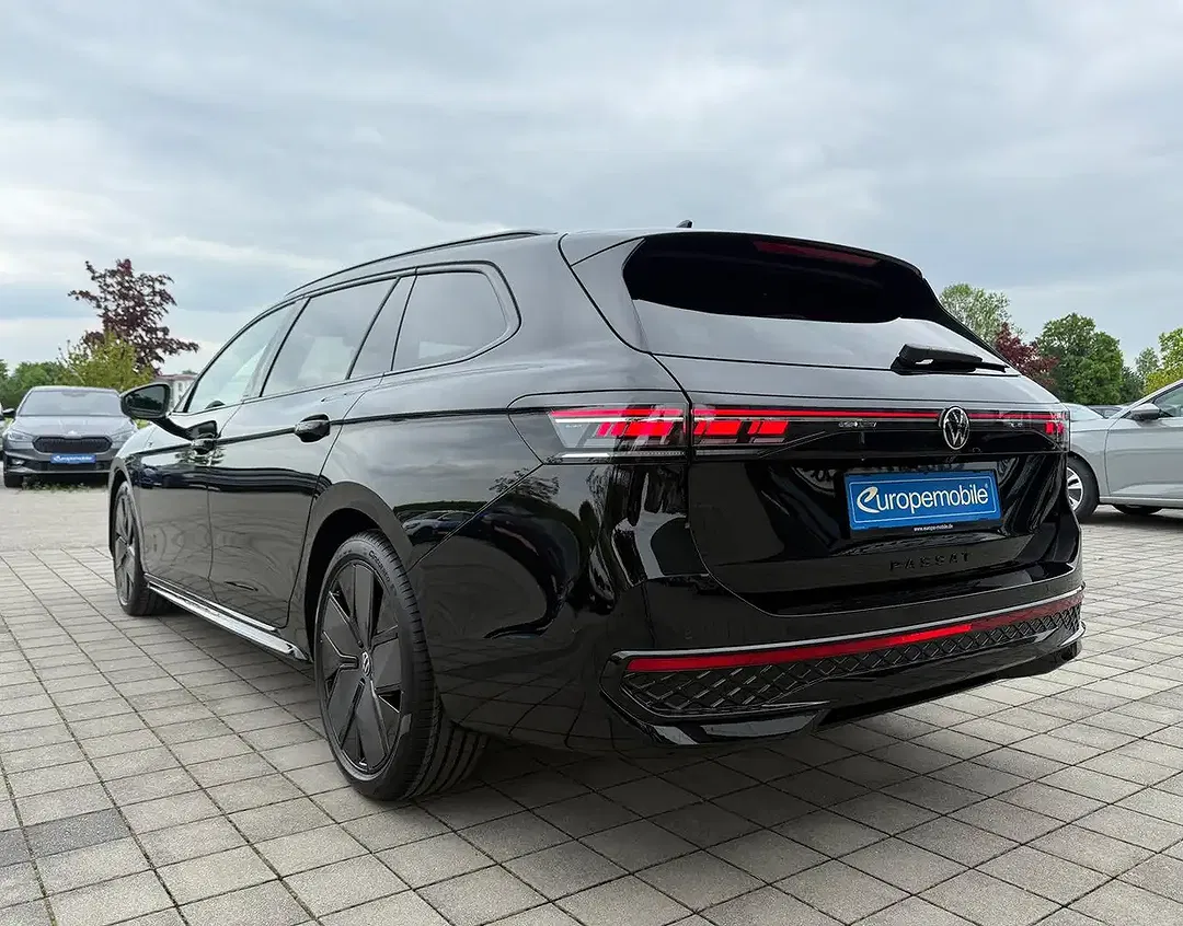 Volkswagen Passat Variant - Thumbnail 7