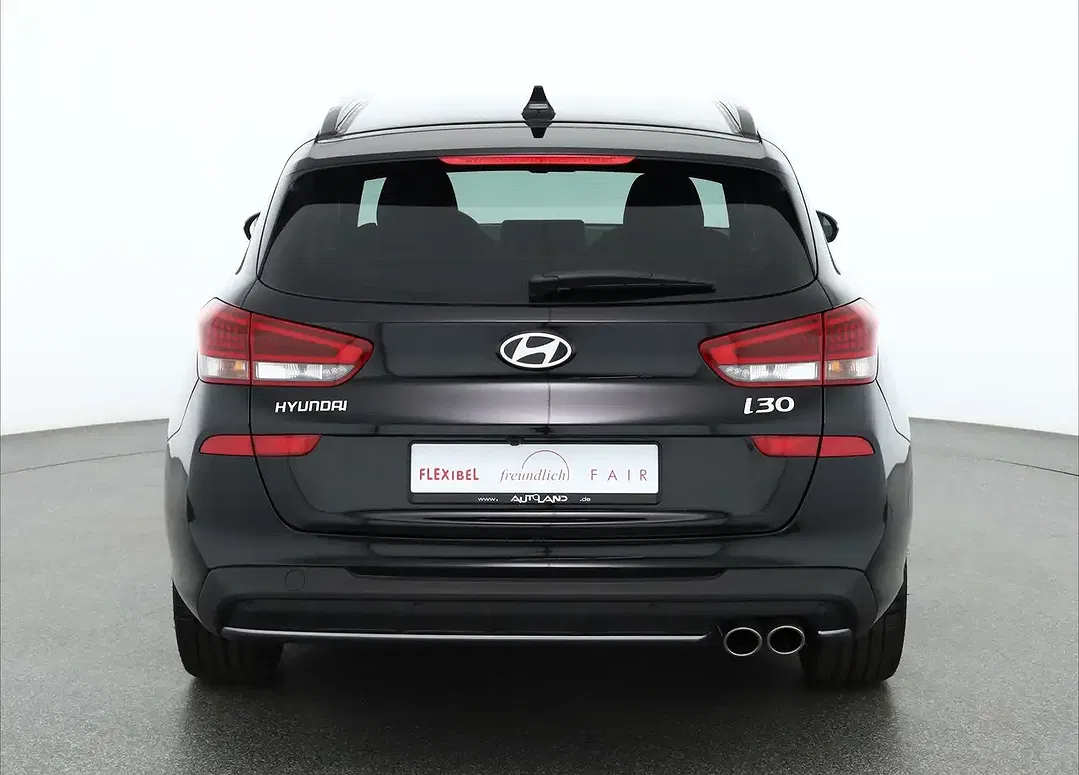 Hyundai i30 - Thumbnail 3