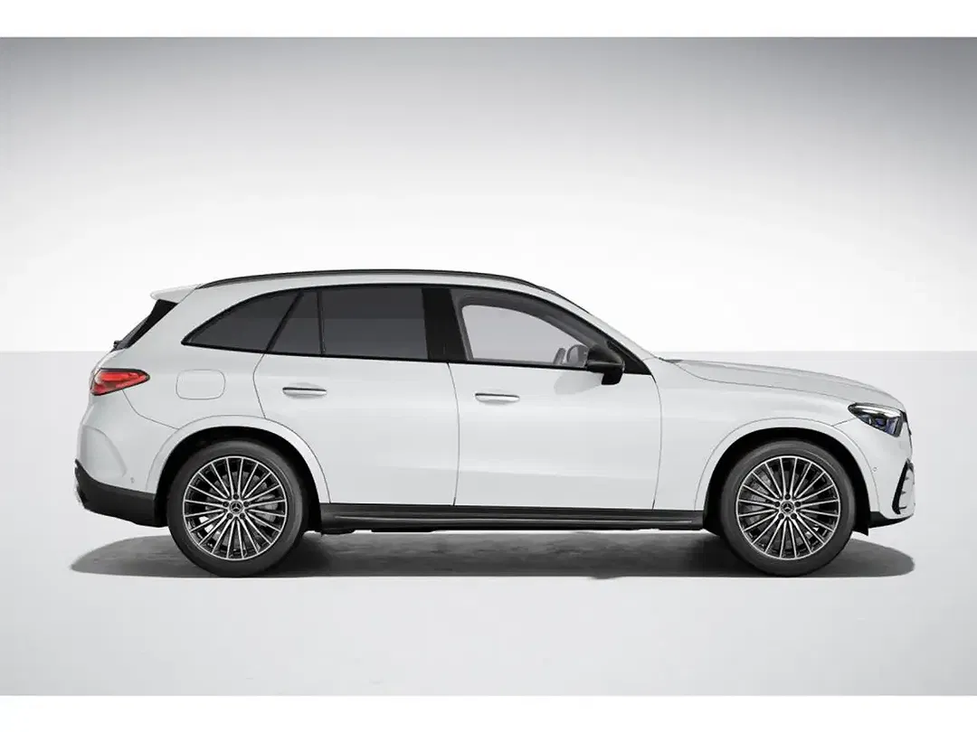 Mercedes-Benz GLC 300 - Thumbnail 4