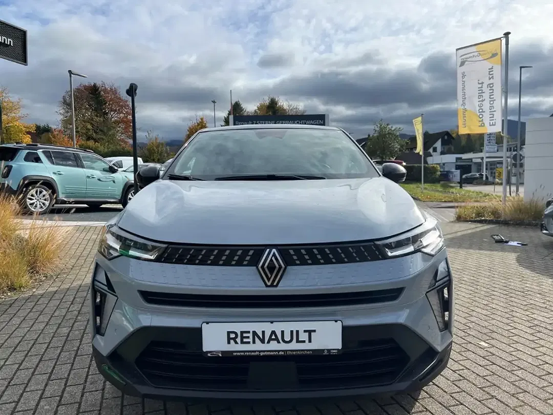 Renault Captur - Thumbnail 3