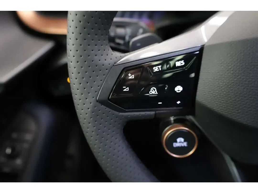 CUPRA Tavascan - Thumbnail 9
