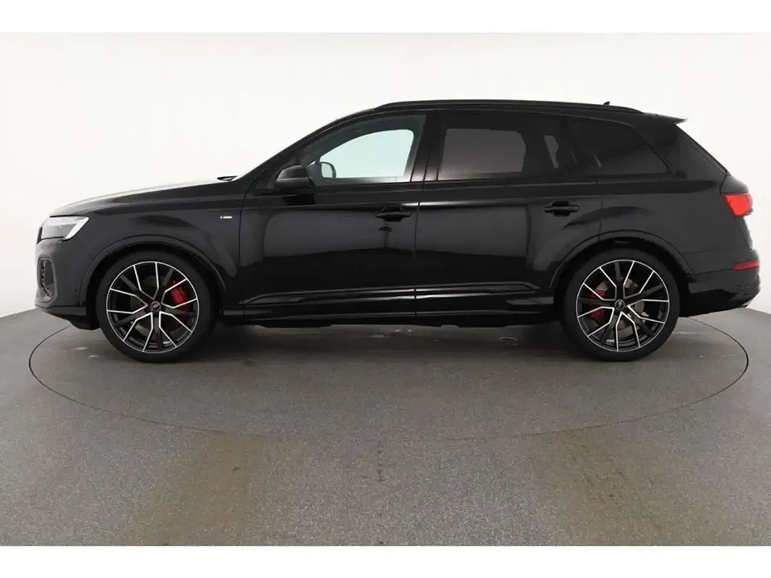 Audi Q7 - Thumbnail 4