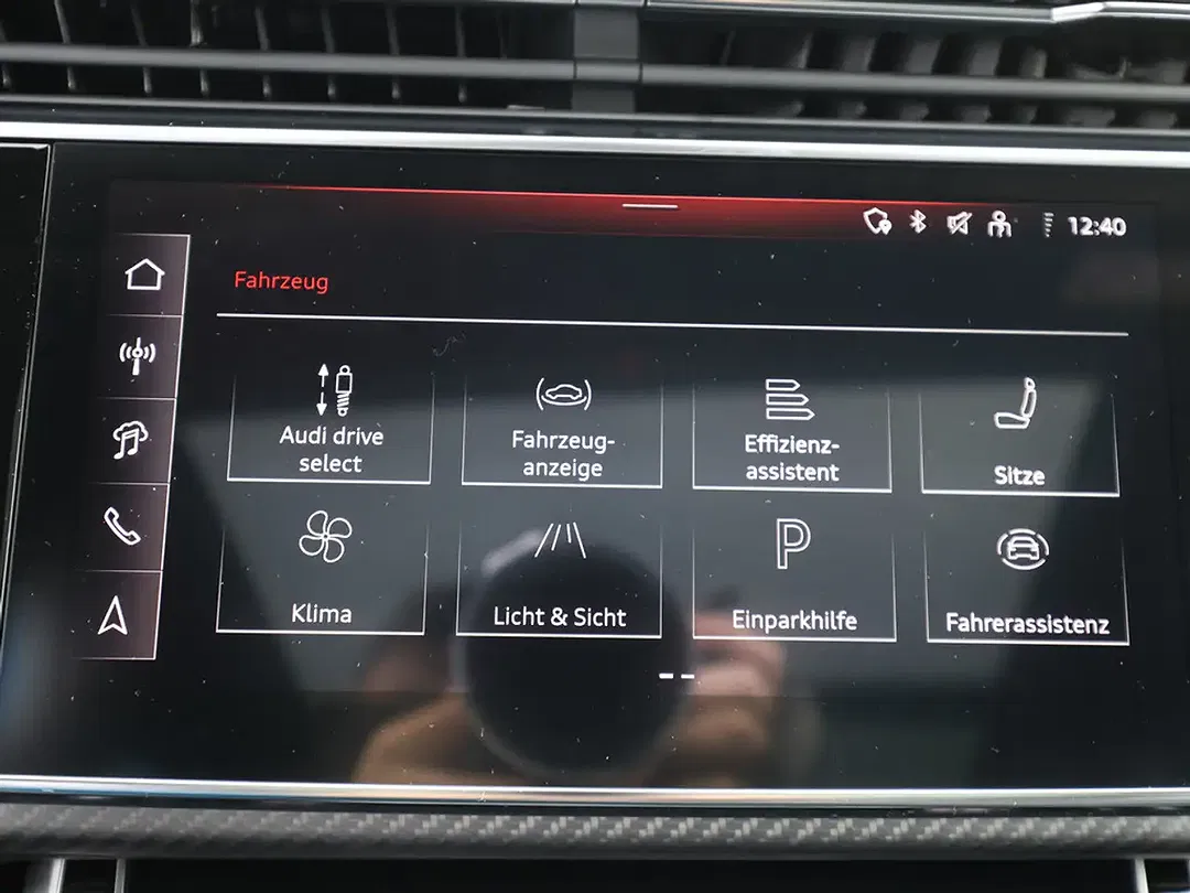 Audi Q7 - Thumbnail 11