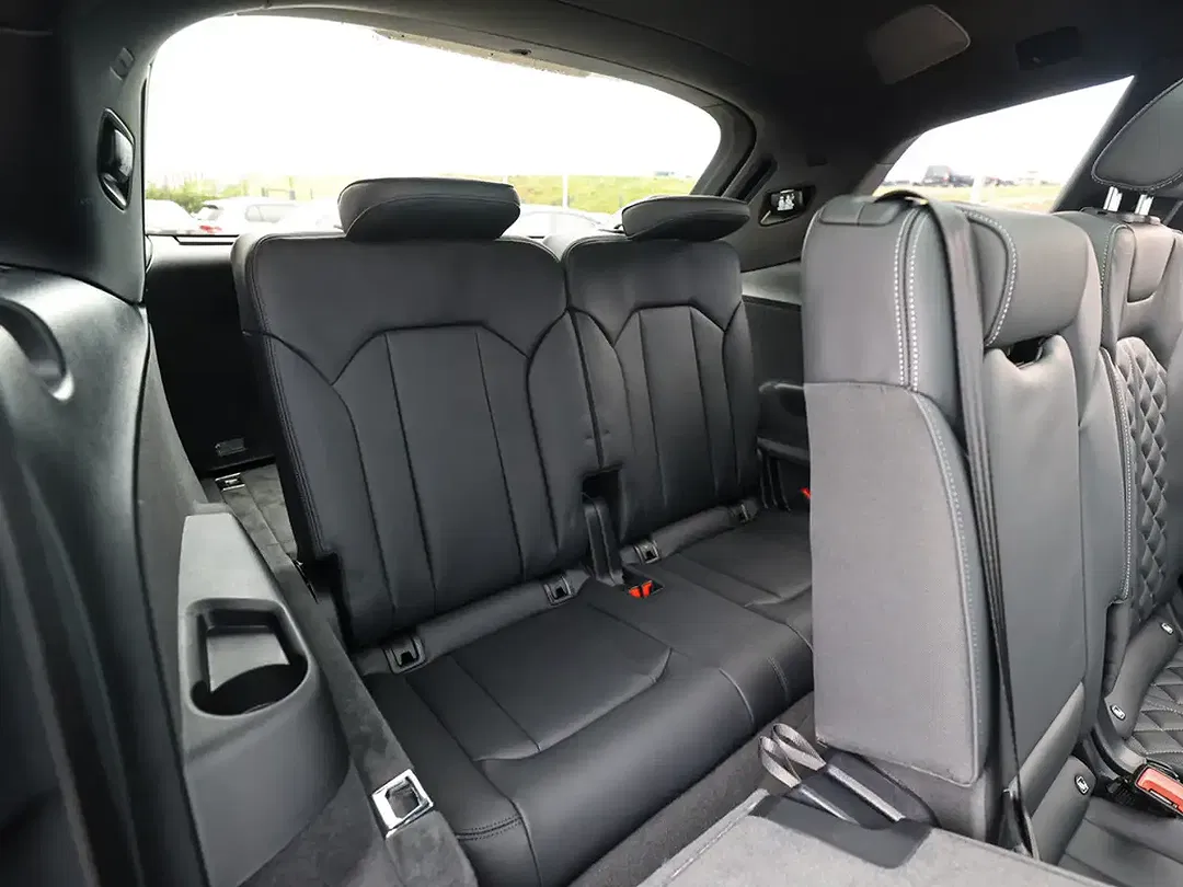Audi Q7 - Thumbnail 5