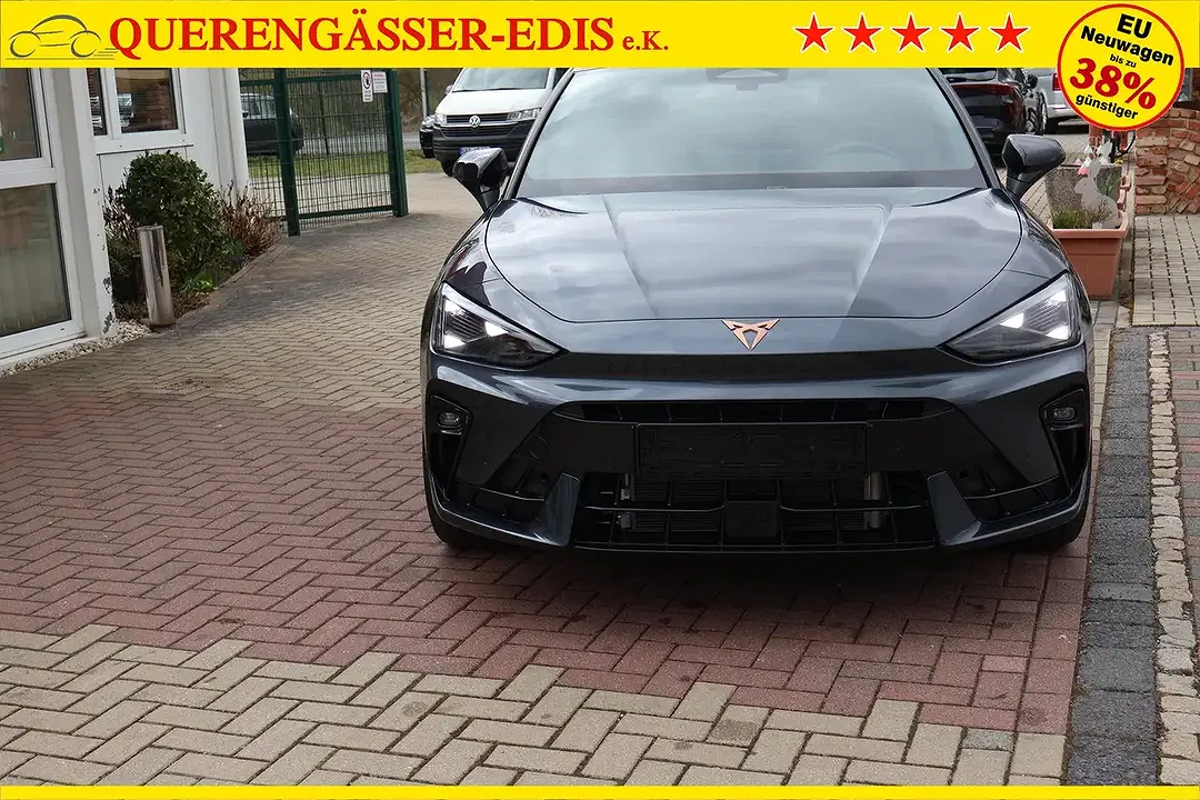 CUPRA Leon - Thumbnail 2