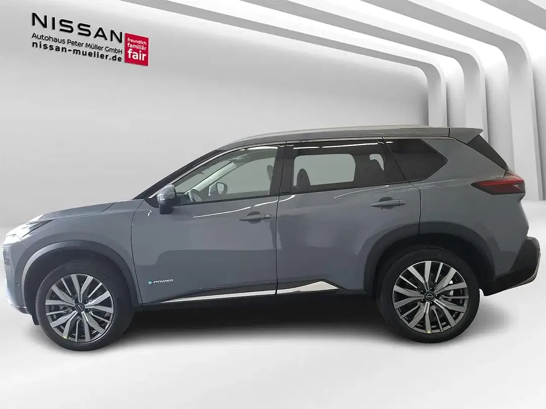 Nissan X-Trail - Thumbnail 3