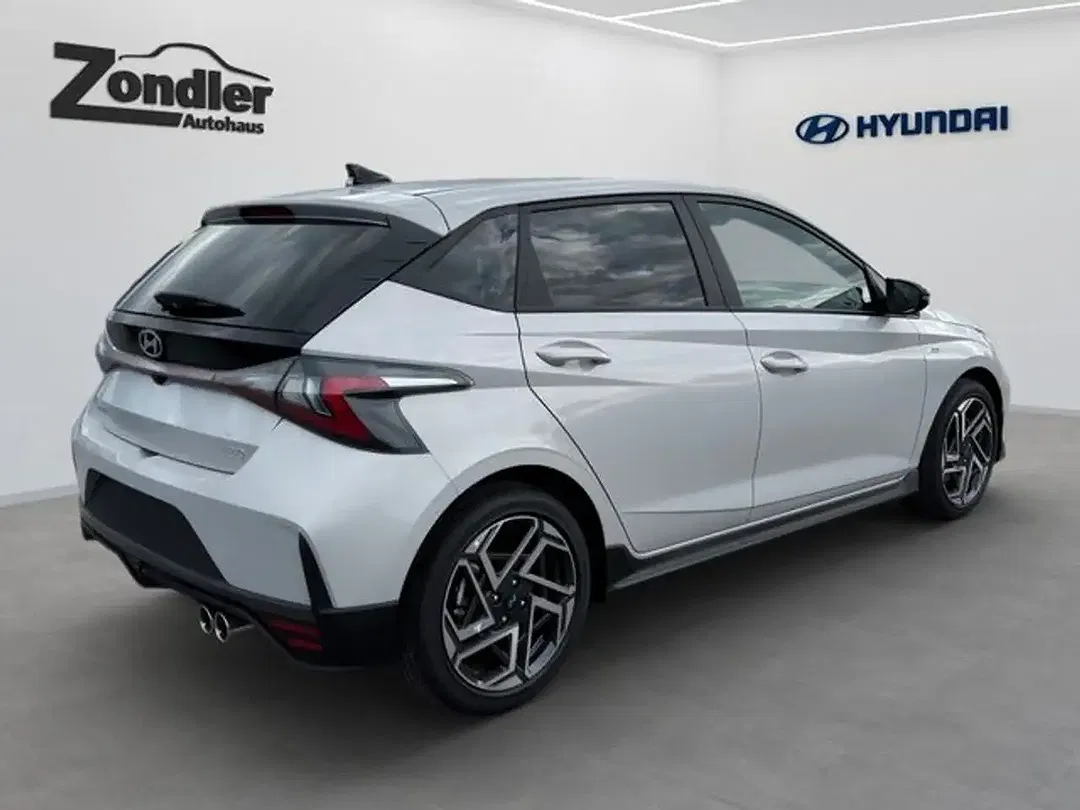 Hyundai i20 - Thumbnail 3