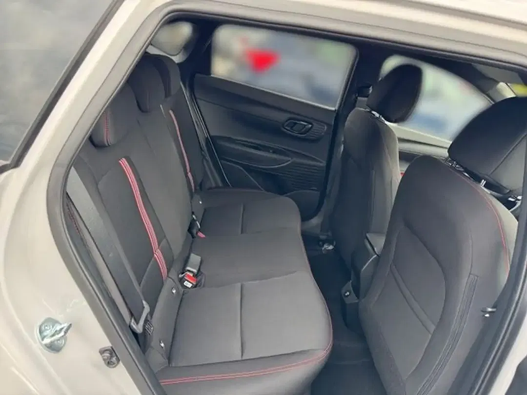 Hyundai i20 - Thumbnail 8