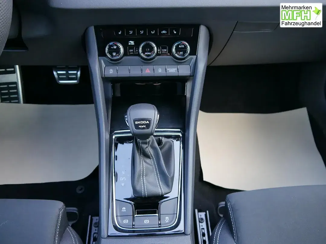 Skoda Karoq - Thumbnail 9